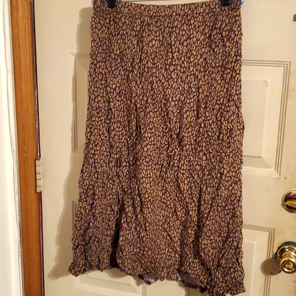 Cathy Daniel's brown leopard skirt
